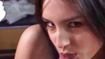 Skru Kaki Panjang dengan Mazzy Grace pelajar uitm sex yang cantik dari Evil Angel