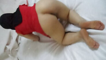 Aksi Legs On Shoulders dengan Elsa Jean yang menggoda daripada Bang video lucah melaysia Bros