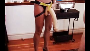 Filem melucutkan dengan video lucah budak sekolah Eva Yi yang menggoda dari Exxxtra Small