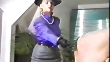 Kurus bang dengan Lisa hot dari budak sekolah video lucah Oldje
