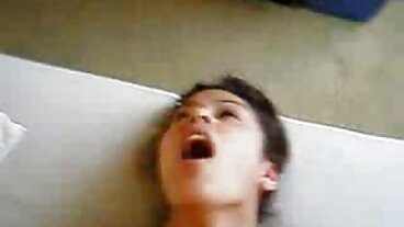 Adegan handjob dengan Alecia Fox dan Leanne Lace yang cantik aksi lucah budak sekolah dari Sexy Hub